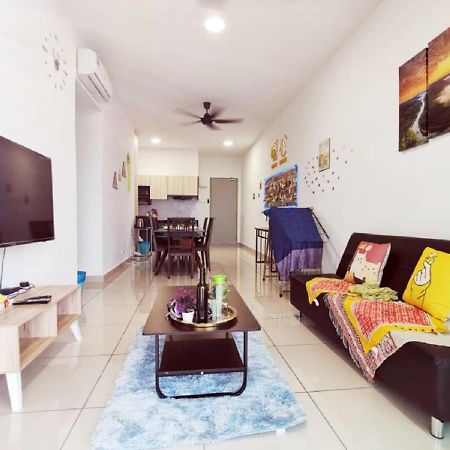 Kepong Cozy Home Netflix Lake Park 4107 Metropolitan Selayang Kuala Lumpur Exterior photo